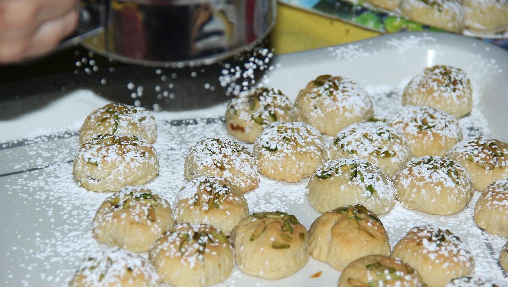 testy, arabic, sweet-2824171.jpg